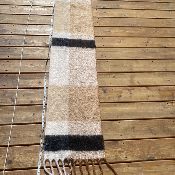 Luxury Wooly Scarf/wrap (HUGE!) Camel Check! NEW! 91” LONG! - Picture 7 of 9